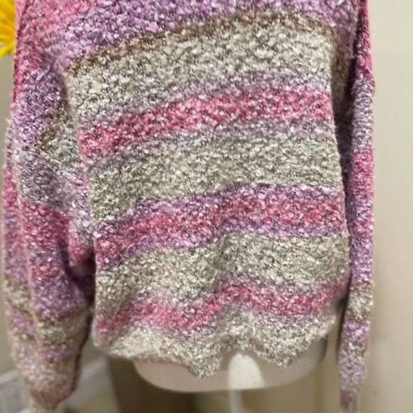 Free People Soulmate Cardi / Passion
Flower Combo NWOT
Size XS,M, L - Picture 7 of 13